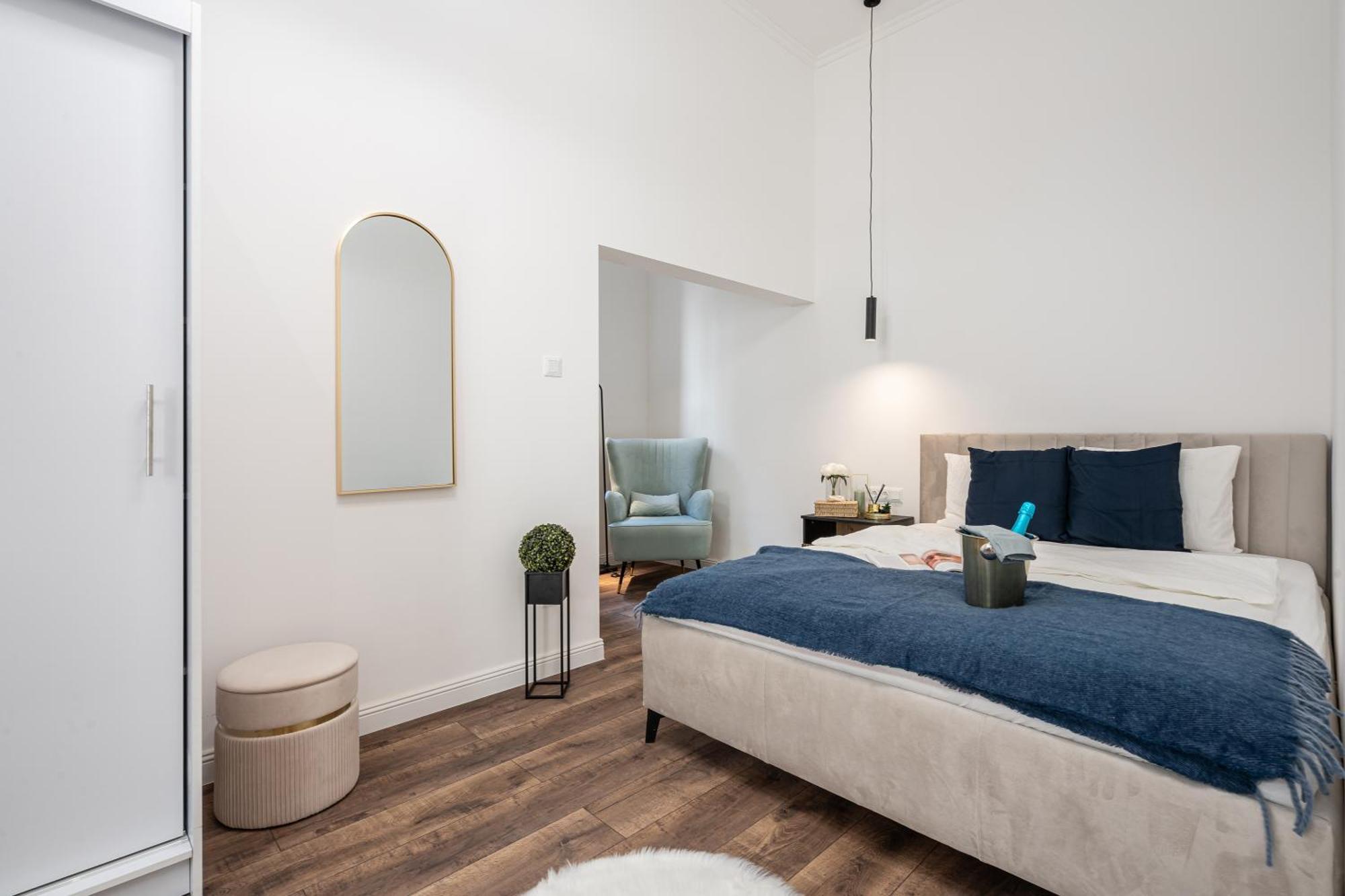 Blue Velvet Luxury Apartment Budapeste Exterior foto