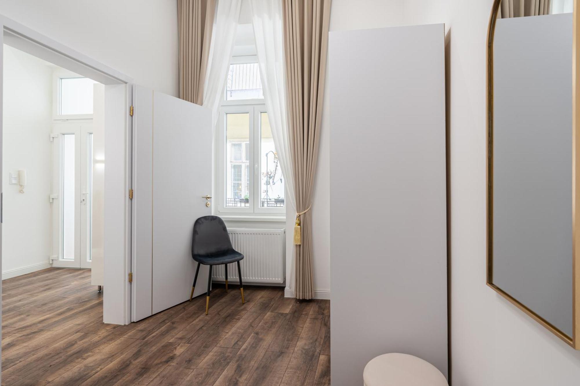 Blue Velvet Luxury Apartment Budapeste Exterior foto